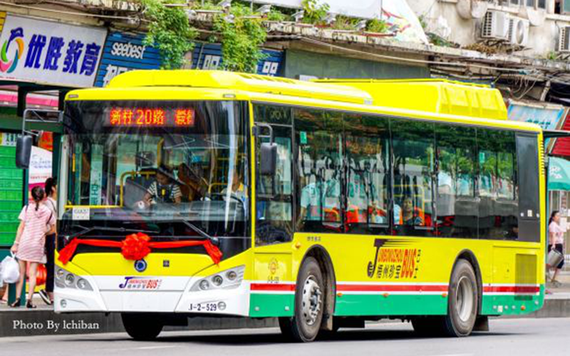 2018年10月，100辆HQK6109BEVB13交付梧州珍宝巴士公司。
